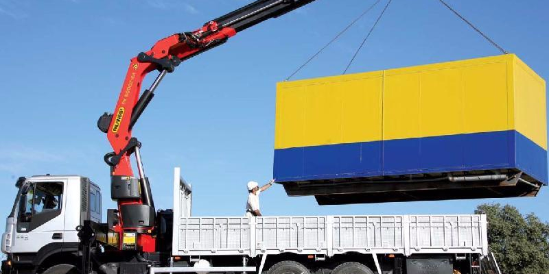 設備吊裝公司哪家好？  設備吊裝要注意哪些安全事項。